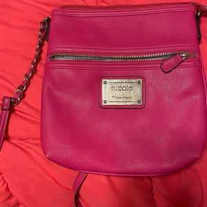Magneta crossbody purse